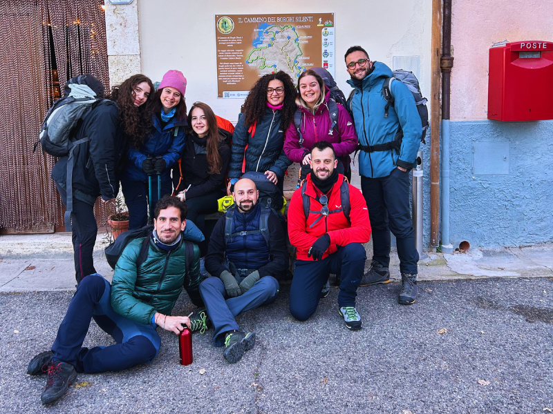 Dove il silenzio racconta storie: Francesco e il suo Cammino dei Borghi Silenti