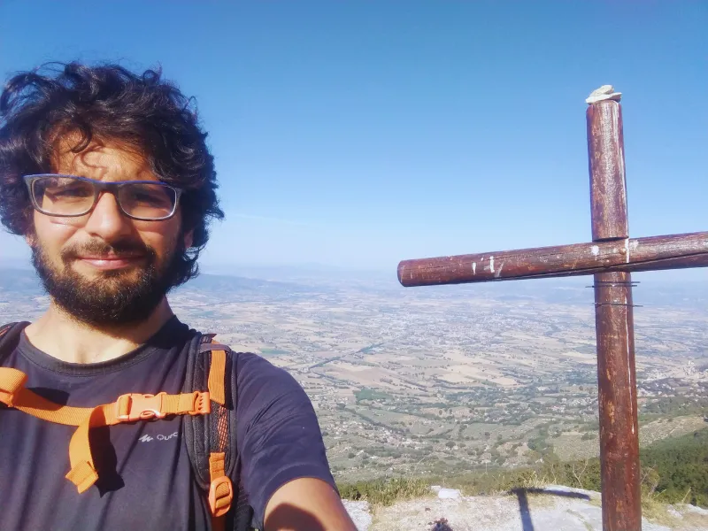 Il ritorno di Simone sulla Via di Francesco: da Piazza S. Pietro ad Assisi