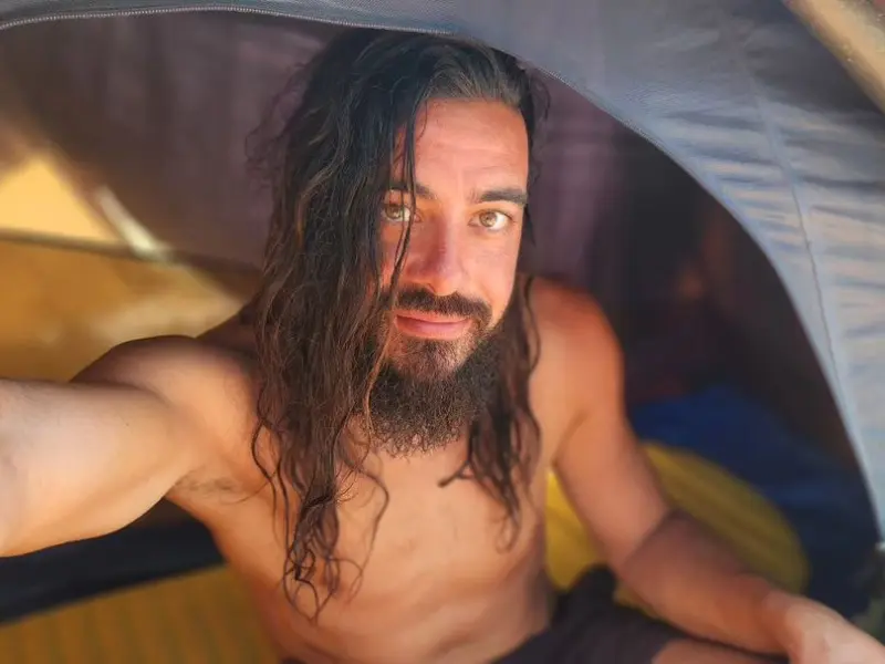 Intervista a Nazario Nesta: l&#8217;uomo che disegna i confini a piedi